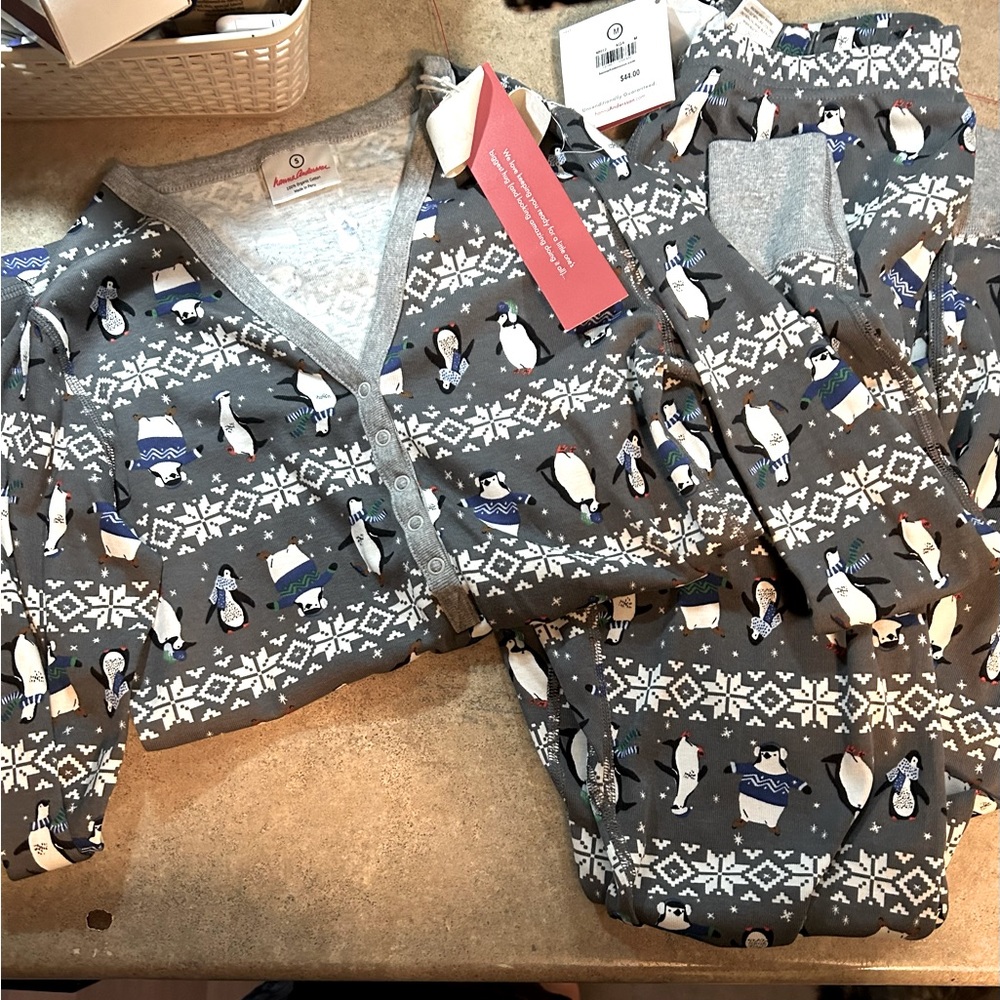 Hanna Andersson pajamas - gray holiday/fair isle 2 pc. long sleeve set NWT
